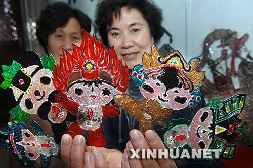 奥运主题手工艺品亮相 为奥运添彩
